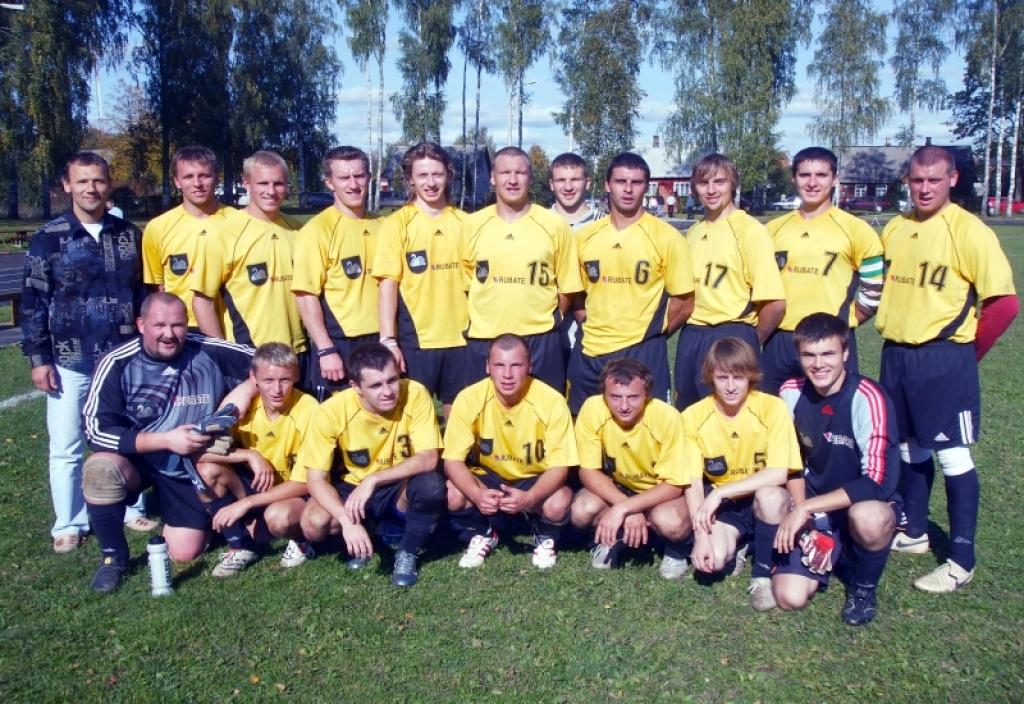FB “Gulbene/Rubate” komanda pēc uzvaras Ziemeļaustrumu futbola līgas čempionātā. 
Autors: Foto: no personiskā albuma
