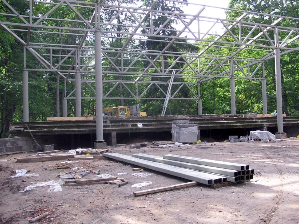 Litenes pagasta brīvdabas estrāde pārmaiņu gaidās.