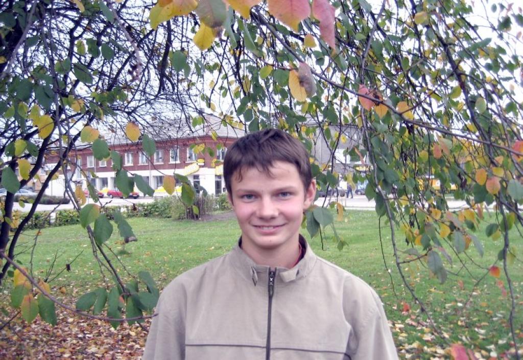 Gulbenietis Elvijs Krevics brīvdienās ieplānojis doties ceļojumā uz Poliju kopā ar draudzi. Par iespaidiem viņs sola stāstīt “Dzirksteles” lasītājiem. 
Autors: Foto: Diāna Odumiņa, Laura Kļaviņa