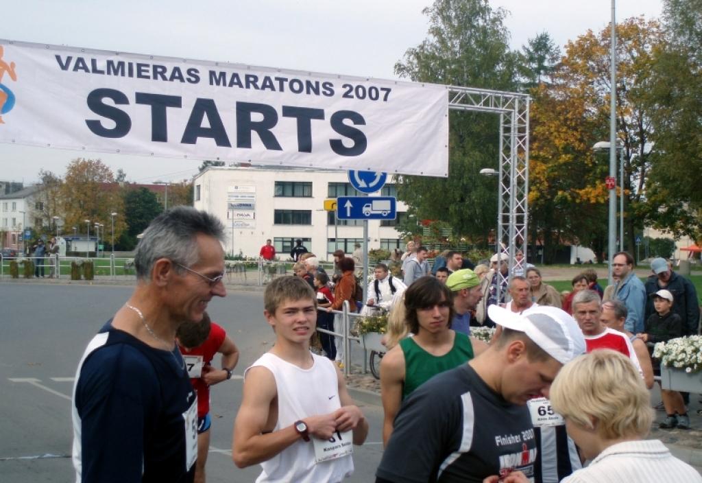   Maratonskrējienā, kas ir 42 kilometri, devās arī 16 gadus vecais daukstēnietis Kaspars Beitāns, kas bija jaunākais maratona dalībnieks.
Autors: Foto: no personiskā albuma