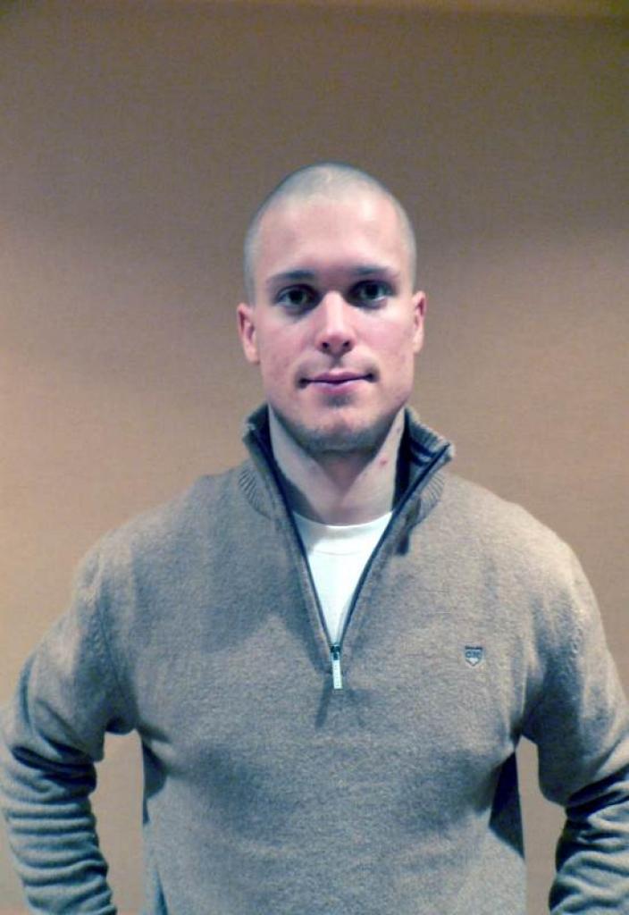 “Dejas ir labs risinājums, lai atpūstos no darba, bet kā personību dejas cilvēku neveido, tagad sava prieka pēc tās pasniedzu jauniešu centrā “Bāze”,” stāsta Māris Dembovskis.
Autors: Foto: no personiskā albuma