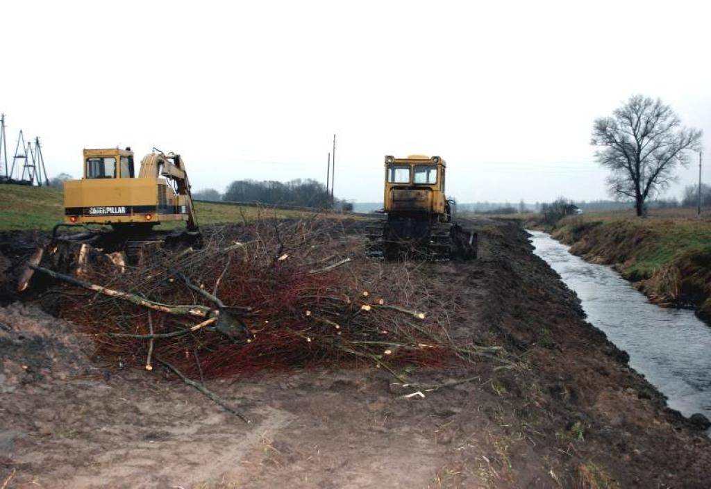 Nākamgad, kad sazaļos Krustalīces krasti, te izskatīsies ne tikai skaisti, bet varēs arī labāk apjaust, ka šī patiešām ir upe, nevis grāvis. 
Autors: Foto: Gatis Bogdanovs