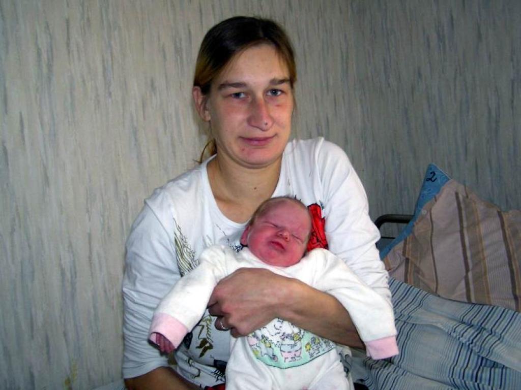 Māmiņa Solvita Vīnupe ir priecīga, ka meitiņa dzimšanas un vārdadienu svinēs vienā dienā ar Latvijas valsti. 
Autors: Foto: Evita Brokāne