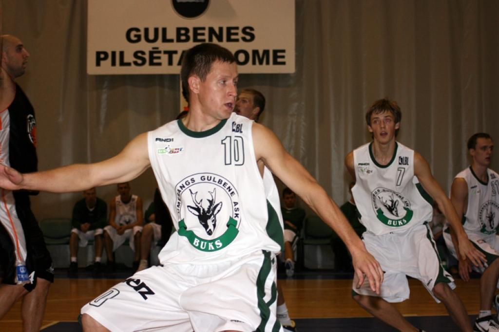 Iepriekšējā gulbeniešu un liepājnieku spēle.
Autors: Foto: Gatis Bogdanovs (no arhīva)