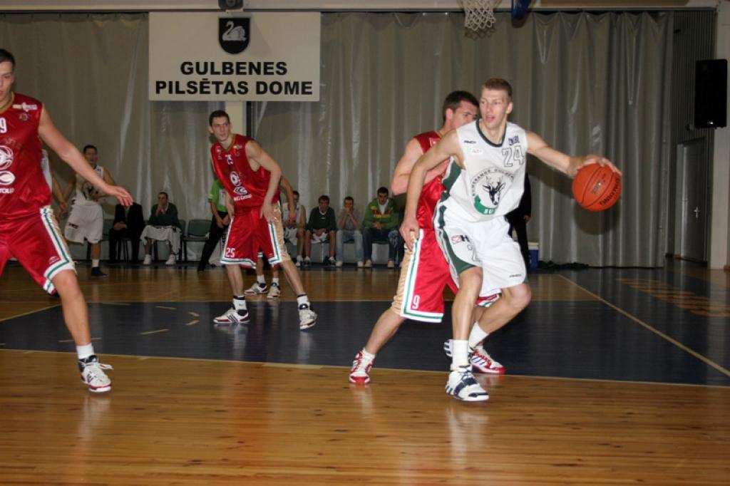 Pozņakam šajā spēlē - 22 punkti un 8 atlēkušās bumbas.
Autors: Foto: Gatis Bogdanovs