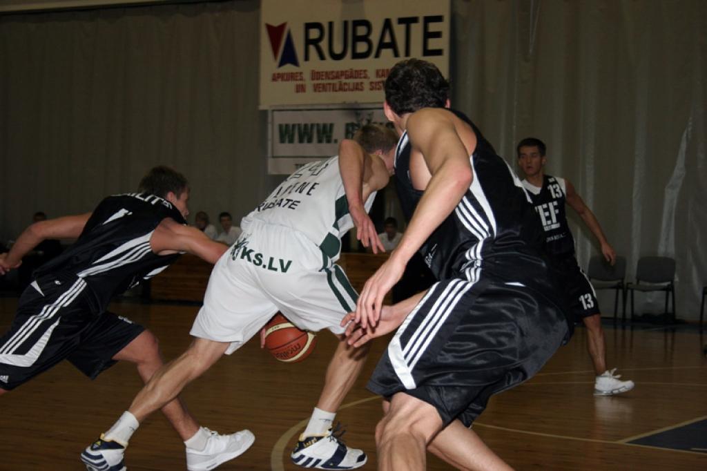 Spēlē pret VEF vislabāk veicās Pozņakam - 24 punkti + 9 AB + 4 RP.
Autors: Foto: Gatis Bogdanovs