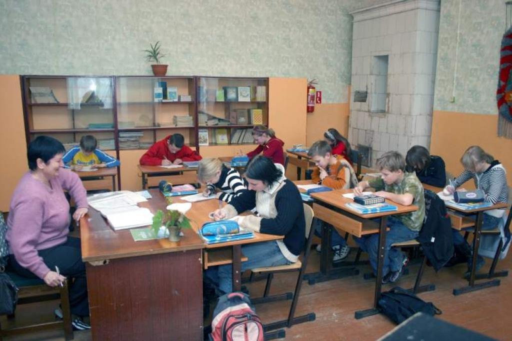 Krišjāņa Valdemāra Beļavas pamatskolas 6.klasē ceturtdien skolā bija 10 no 13 skolēniem. Arī citās klasēs nebija pa kādam bērnam. 
Autors: Foto: Gatis Bogdanovs 