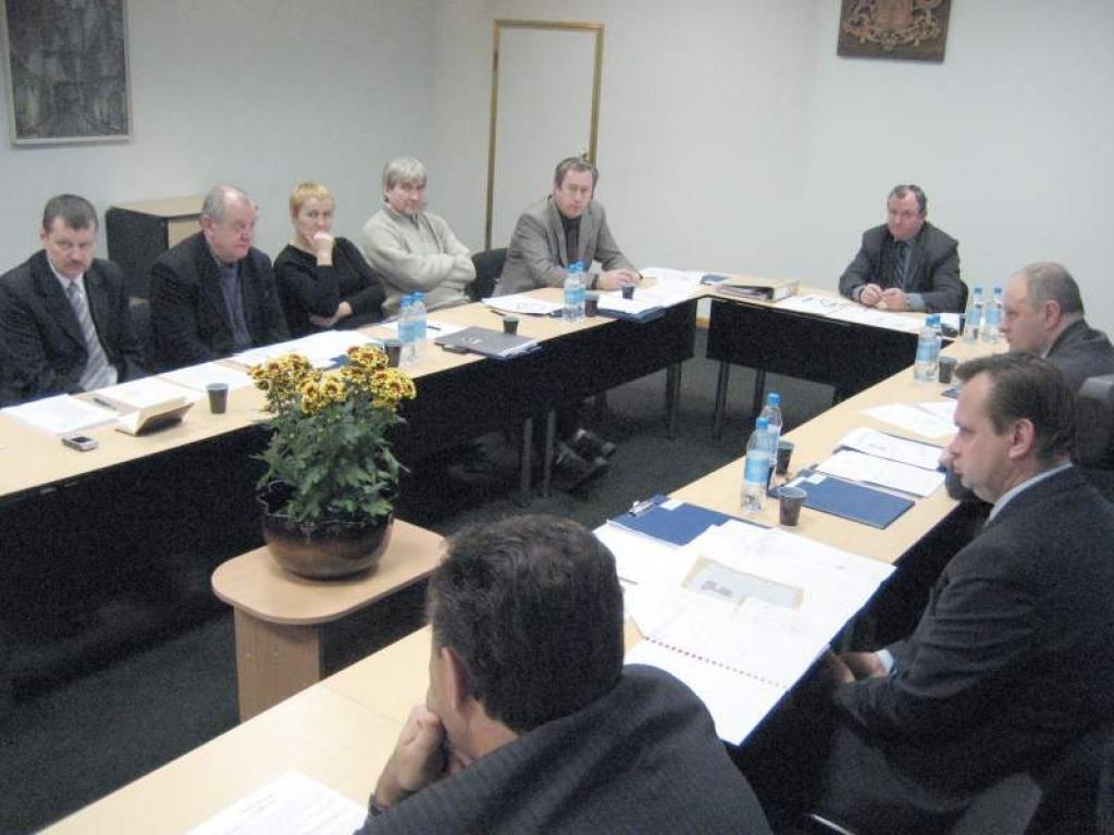 Deputāti nobalsoja par šāgada Gulbenes pilsētas budžetu.
Autors: Foto: Dīāna Odumiņa