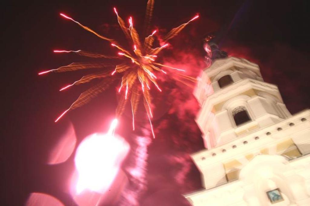 Salūts pie Stamerienas pareizticīgo baznīcas pērnā gada janvārī.
Autors: Foto: Gatis Bogdanovs (no arhīva)