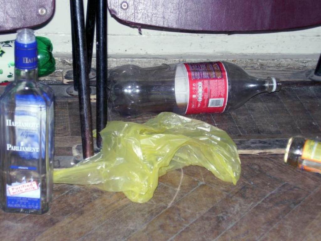  Šis ir tikai fragments no atkritumiem, kas pēc diskotēkas atradās zem krēsliem.
Autors: Foto: Malda Ilgaža