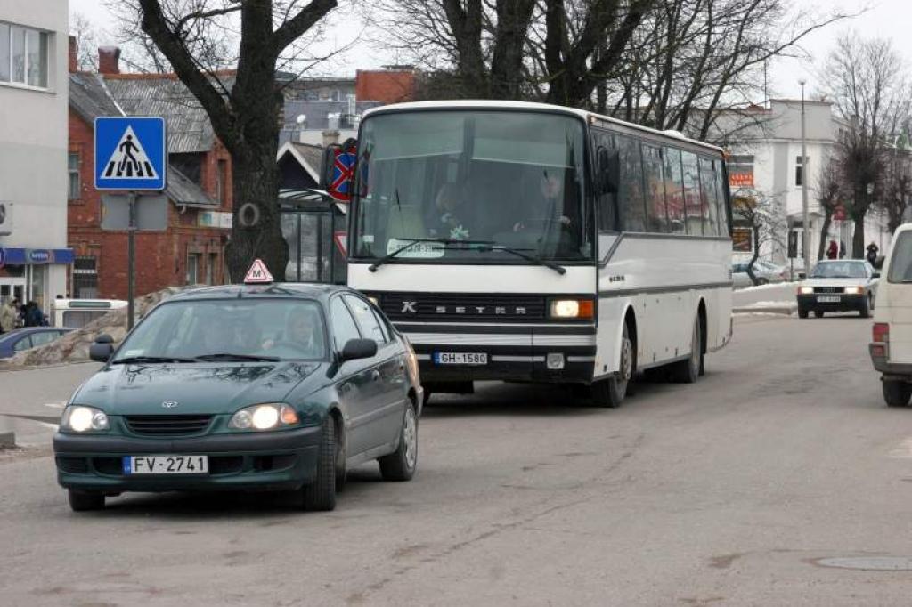 Piecu minūšu laikā 