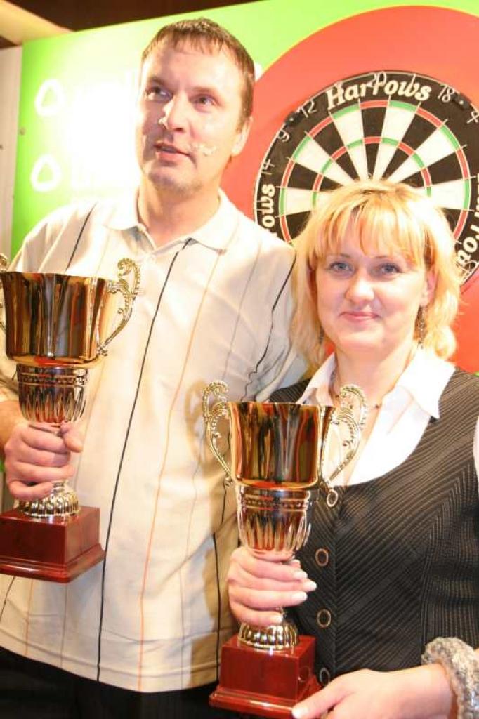 Pamatsacensībās tradicionālajā spēlē 