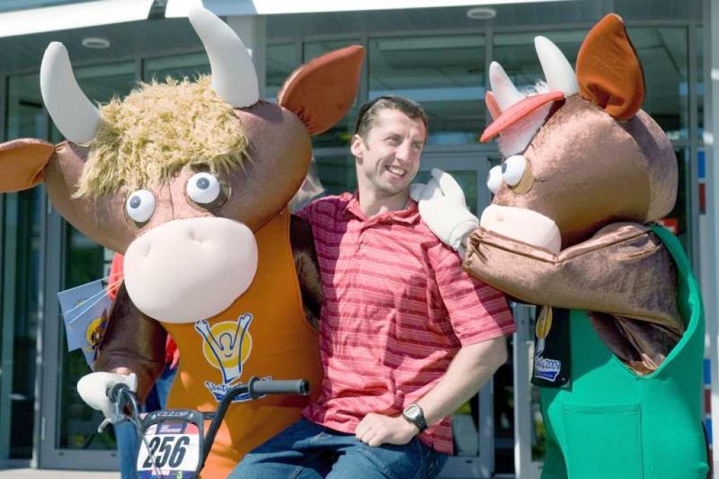 Ivo Lakucs kopa ar talismaniem. 
Autors: No personiskā albuma