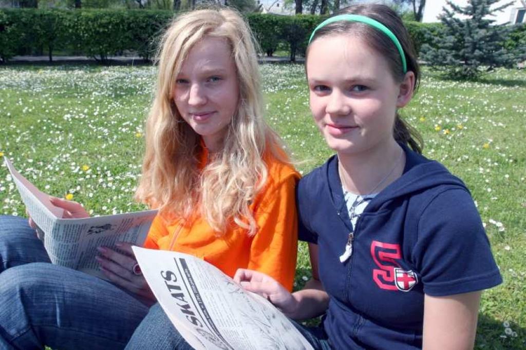 Lelde Kļaviņa un Santa Ataudziņa atzīst, ka viņām ļoti patīk aprakstīt gan dažādus notikumus, gan arī rakstīt par cilvēkiem. 
Autors: Gatis Bogdanovs