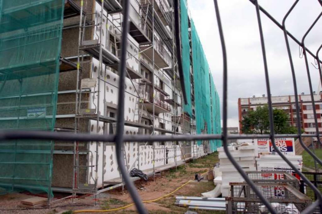 “Kredīts, kuru jau tagad mājas iedzīvotāji sākuši atmaksāt, ir gandrīz 75 000 latu liels.”  Marija Kubuliņa
Autors: Gatis Bogdanovs