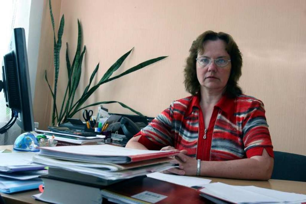 Anda Pilmane stāsta, ka jaunieši alkohola reibumā tiek aizturēti ļoti daudz, arvien vairāk policijas darbiniekiem jāsakaras arī ar jauniešu huligāniskām rīcībām.
Autors: Gatis Bogdanovs