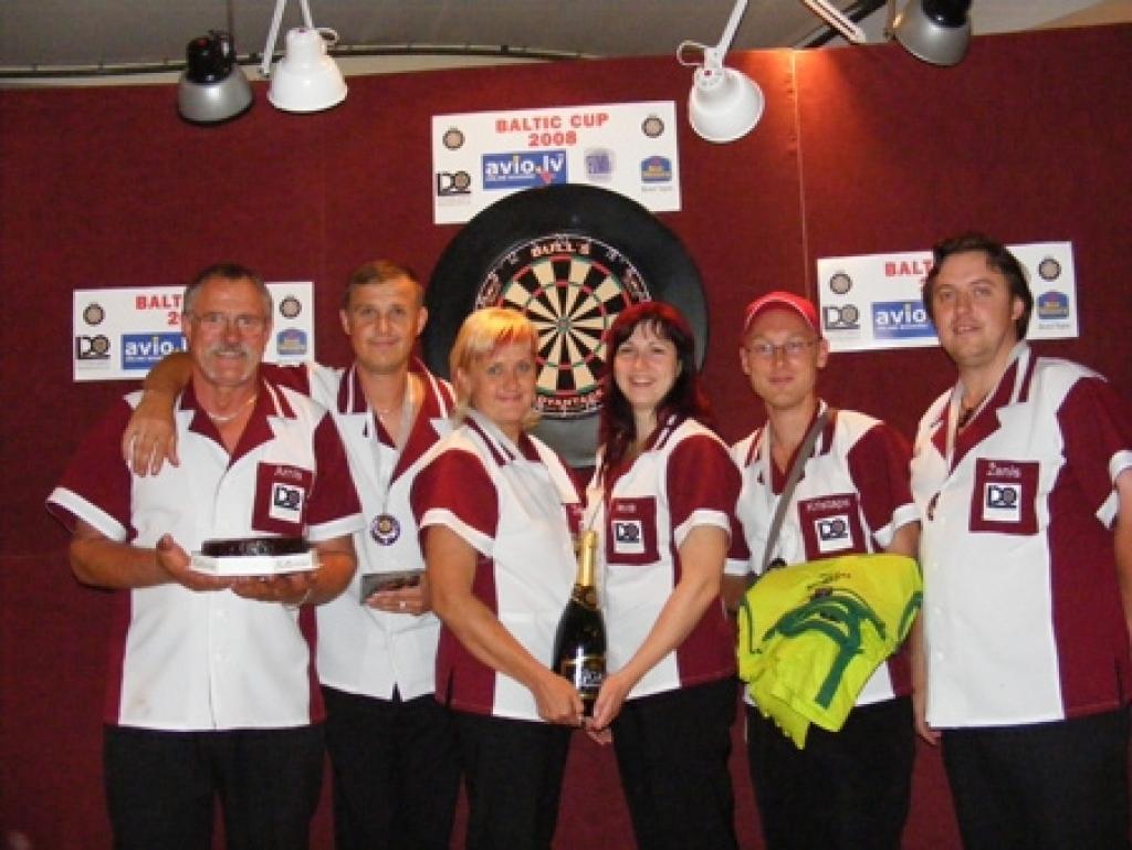 Baltijas kausa saqcensībās pārākā bija un kopvērtējumā pirmo vietu ieguva Latvijas izlase, kurā ir arī gulbenieši Zeltīte Putniņa un Kristaps Deksnis.
Autors: No latviadarts.com