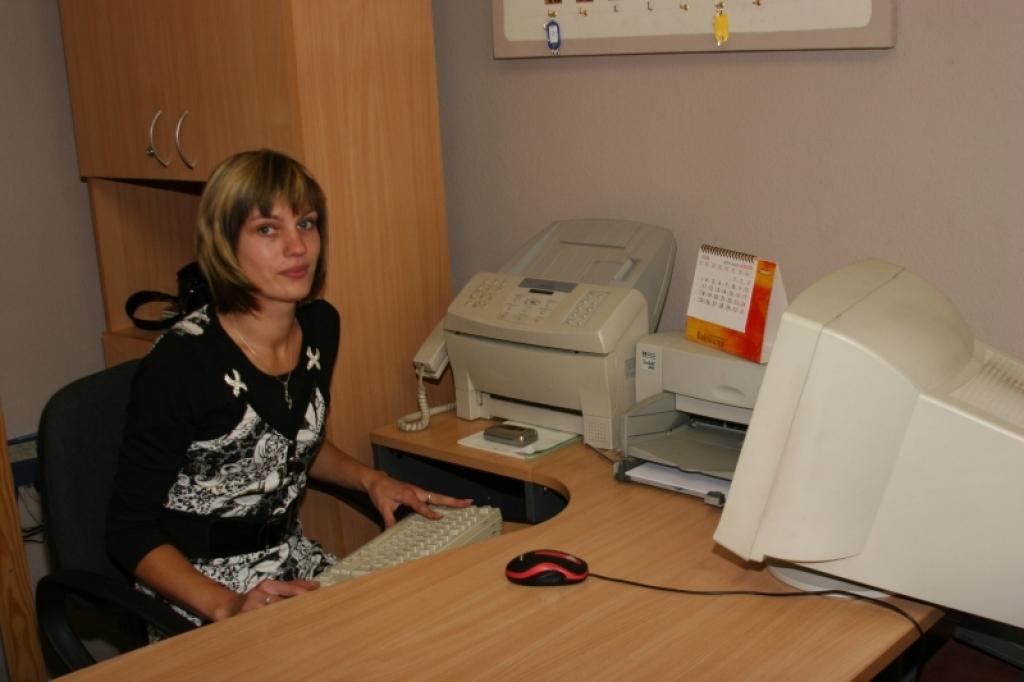 Līga Krakopa šobrīd pusslodzi strādā Gulbenes Nevalstisko organizāciju apvienībā par sekretāri un turpina mācības Gulbenes vakara (maiņu) vidusskolā. Viņa atzīst, ka vidējā izglītība cilvēkam ir ļoti nepieciešama. 
Autors: Evita Brokāne