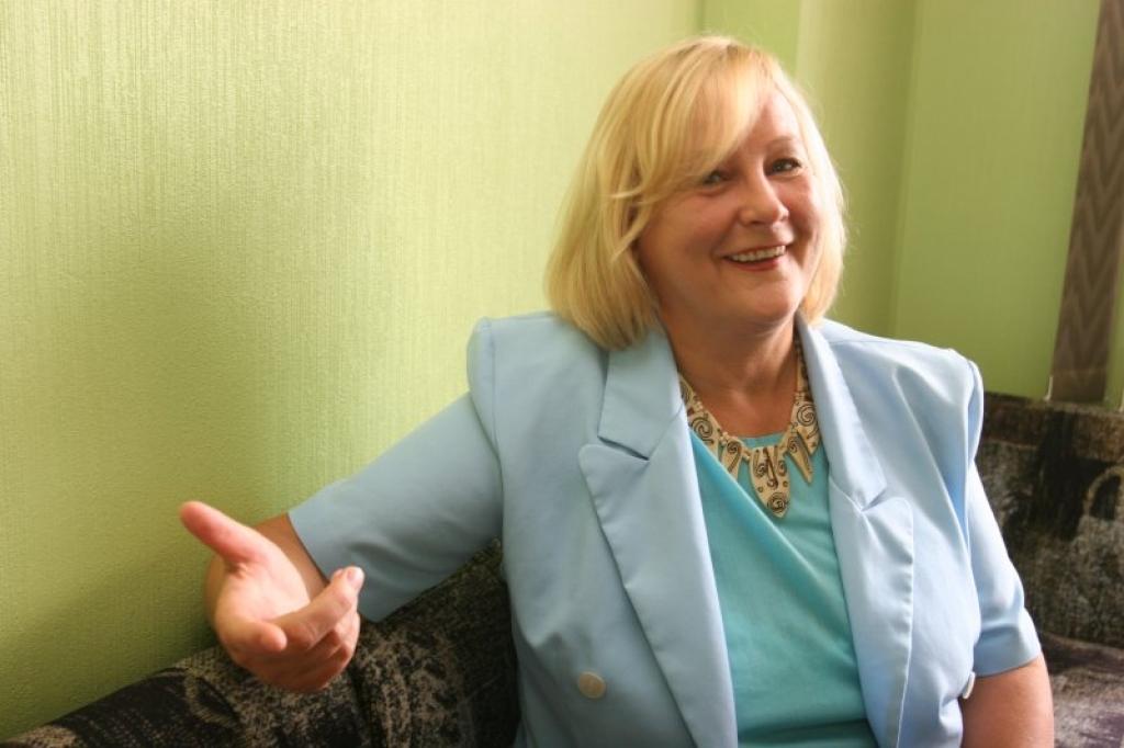  “Man gribas, lai visi jūtas labi un ir laimīgi! Kas cilvēkiem sagādā lielākās ciešanas? Mīlestība un savstarpējās attiecības. Cilvēki netiek galā ar savām izjūtām un emocijām, kas ir saistītas ar citiem. Cilvēkam jāpieņem sevi tādu, kāds viņš ir, un arī jāatļauj otram būt pašam,