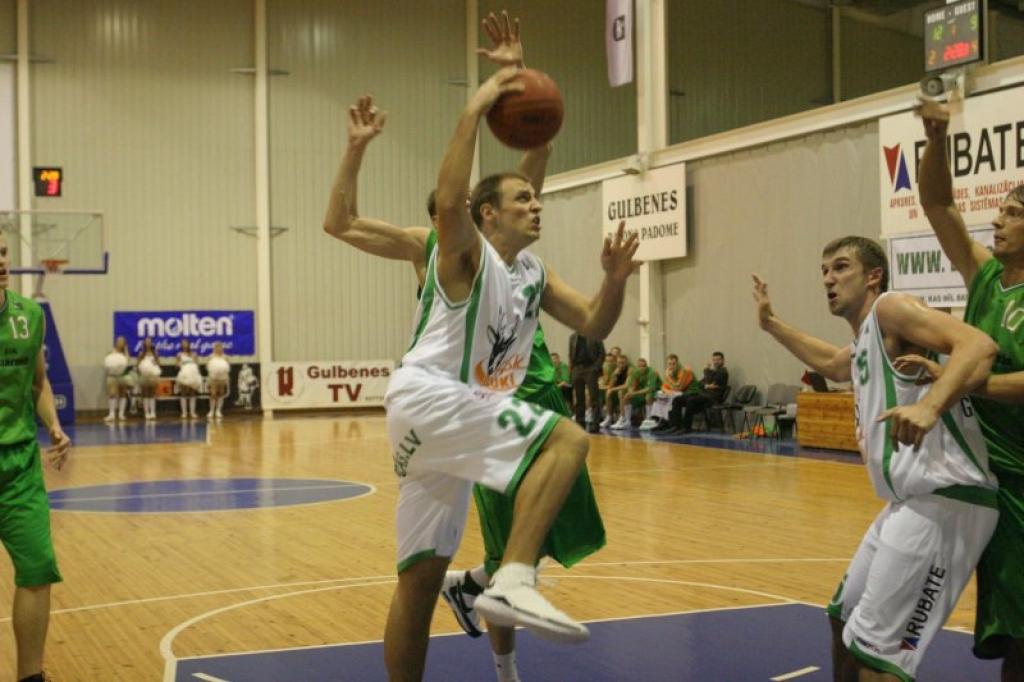 Buki pēc spēles ar Ķeizarmežu (15.10.08), kad guva vienīgo uzvaru šajā sezonā.
Autors: Gatis Bogdanovs (no arhīva)