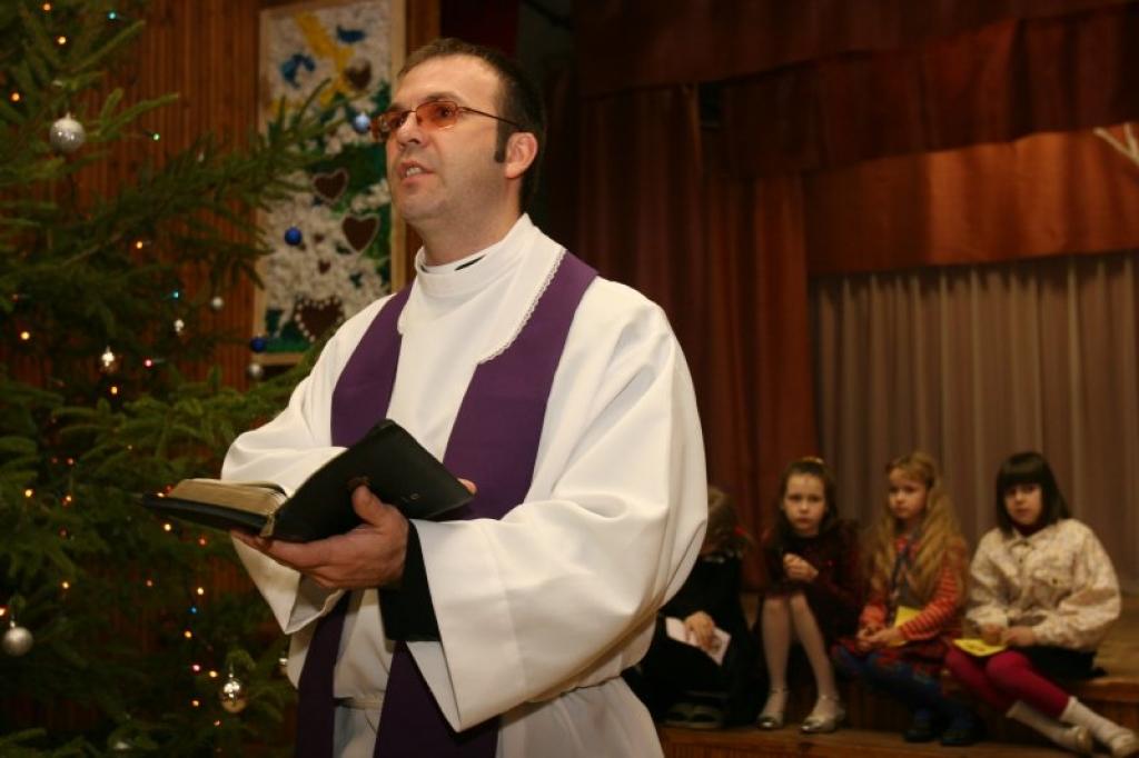 Pagājušajā piektdienā Māris Sarma bija kopā ar Stāķu pamatskolas bērniem viņu Ziemassvētku gaidīšanas pasākumā.
Autors: Gatis Bogdanovs