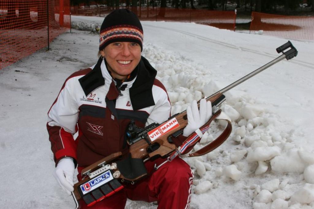 Pasaules kausa biatlonā pirmā posma 15 kilometru individuālajās sacensībās Latvijai labāko rezultātu sasniedza mūsu novadniece Madara Līduma, ierindojoties 23.vietā
Autors: Gatis Bogdanovs (no arhīva)