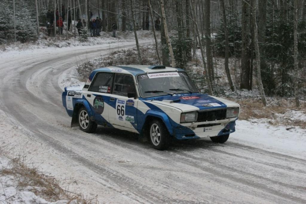 Sacensības dalībniekiem svētdien, 1.februārī, būs jāveic divas reizes pa trim ātrumposmiem. Skatītāji var izvēlēties sev tīkamākās skatīšanās vietas.
Autors: Gatis Bogdanovs (no arhīva)