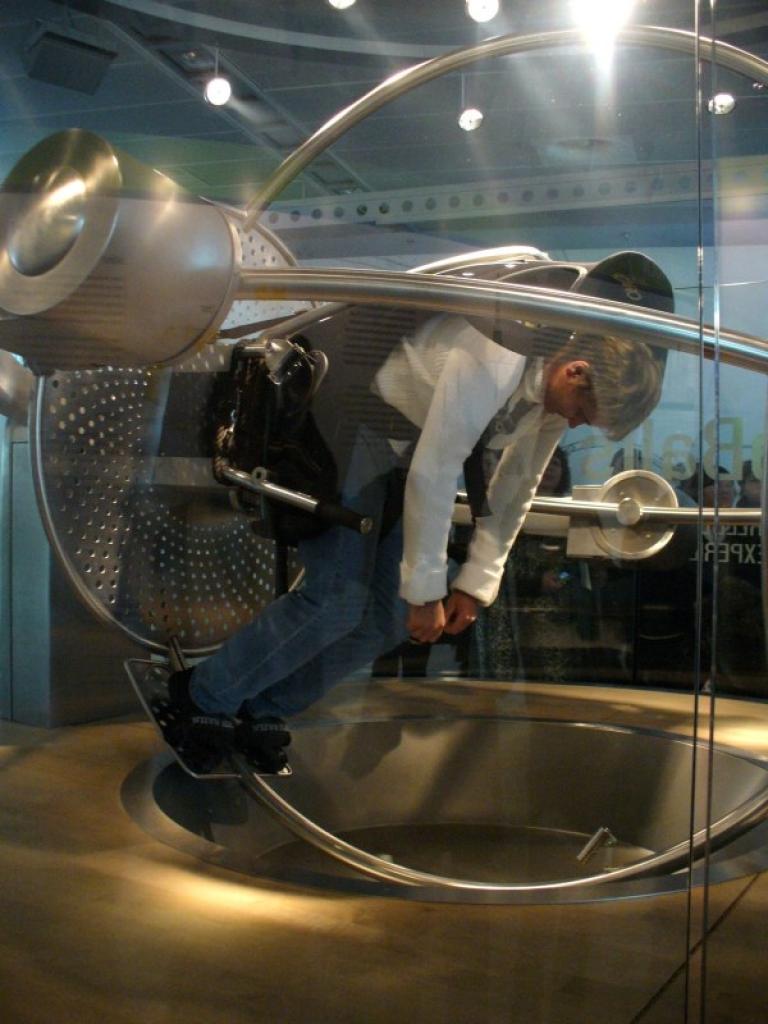 Autors: No personiskā albūma