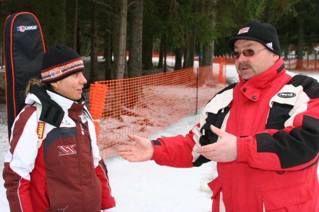Mūsu biatloniste Madara Līduma kopā ar citām Latvijas izlases dalībniecēm un treneri Māri Čakaru šobrīd atrodas Korejā, kur notiek Pasaules čempionāts biatlonā. 
Autors: Gatis Bogdanovs (no arhīva)