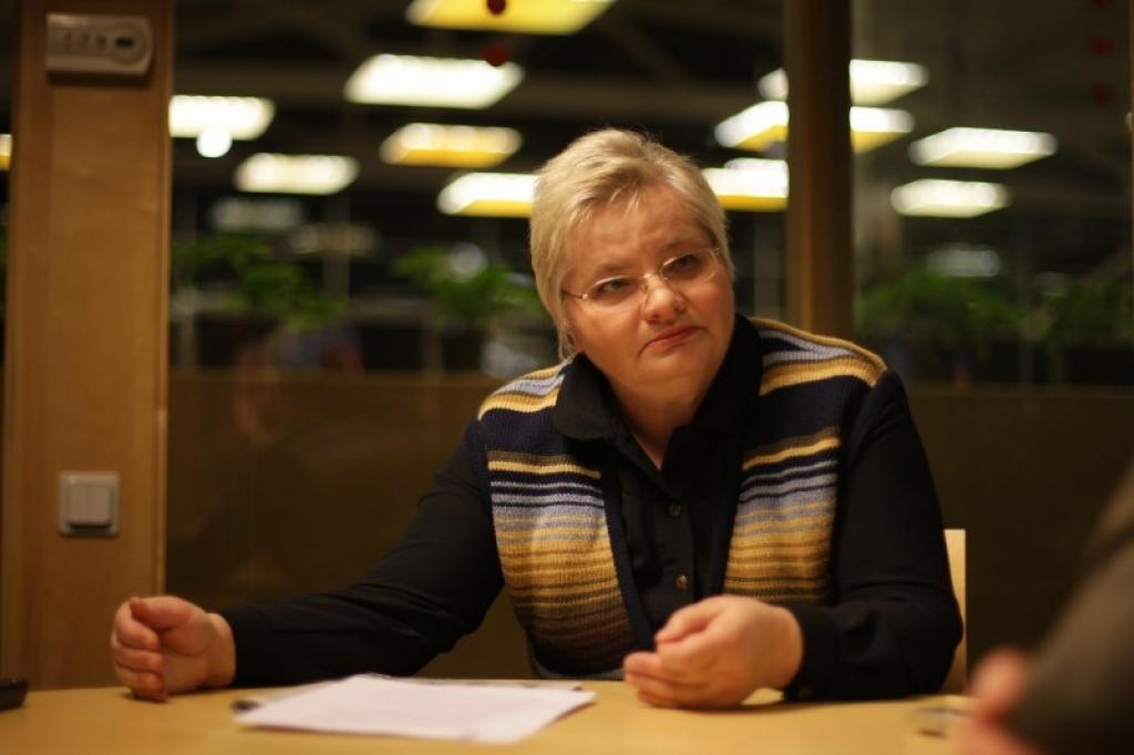 “Vienmēr iztur tie cilvēki, kuri sevī saglabā garīgo spēku,” uzskata profesore Janīna Kursīte.
Autors: Kristaps Kalns (