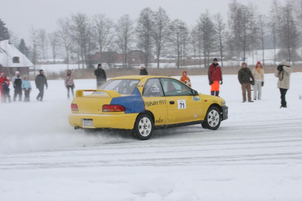 Šodien, 21.februārī, Stāmerienas pagastā  uz Ludza ezera pie viesu nama “Zušu nams” starts tika dots pirmajām šāgada sezonas 