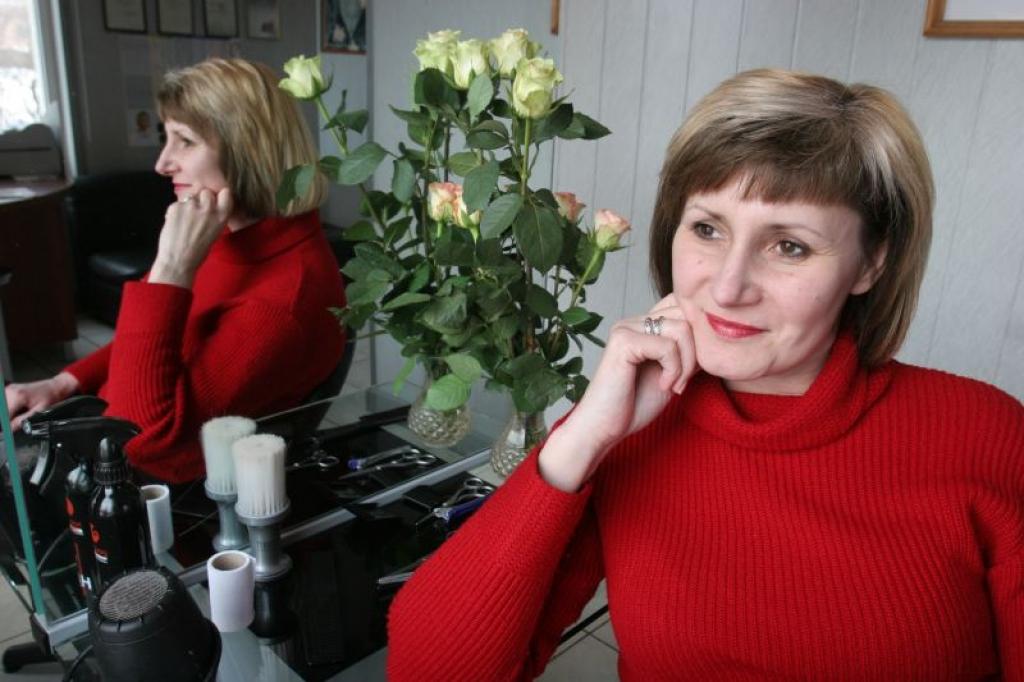 Gulbeniete Marita Kindzule neslēpj, ka viņai ļoti nepaticis vecāku izdomātais vārds – Mārīte, savukārt pārpratuma pēc nepareizi ierakstītais vārds dzimšanas apliecībā – Marita – ļoti nāk pie sirds.
Autors: Gatis Bogdanovs