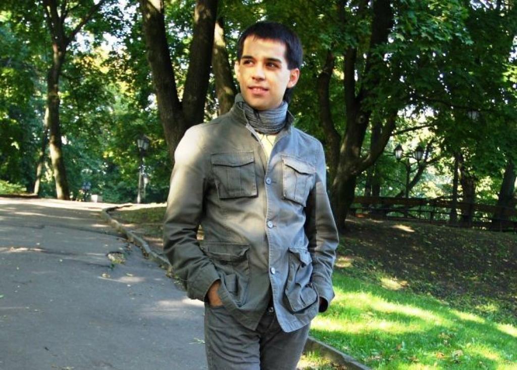 Antess.
Autors: No personiskā albuma