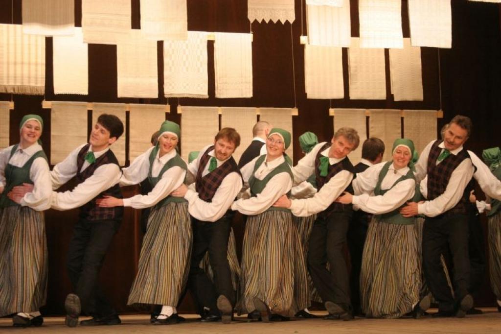 Starp labākajām deju kopām ir arī Gulbenes kultūras centras vidējās paaudzes deju kopa 