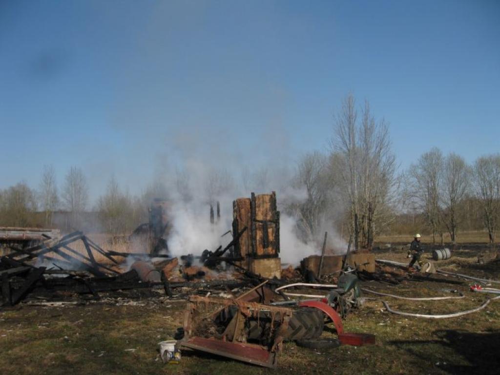 Ugunsdzēsēji aicina nededzināt pašiem un neļaut to darīt arī citiem, jo kūlas ugunsgrēku sekas var būt daudz bīstamākas, nekā mēs par to aizdomājamies. 
Autors: Evita Brokāne