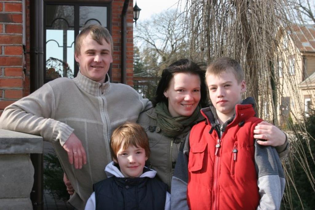 Girņu ģimene dzīvo ar pārliecību, ka tieši ģimenes locekļi ir tie, uz kuriem var paļauties jebkurā brīdī.
Autors: Gatis Bogdanovs