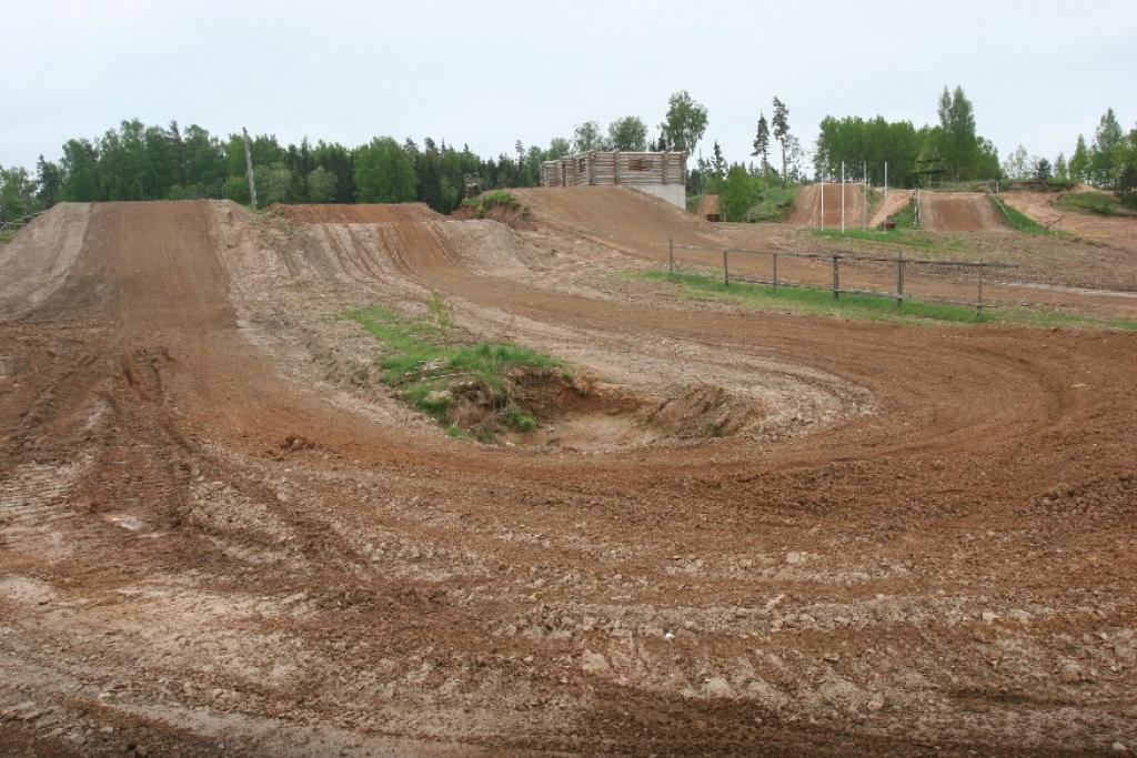 Staru mototrasi izsolīs 1.jūnijā, bet izsolē iegūtos līdzekļus Daukstu pašvaldība plāno tērēt savstarpējo norēķinu atmaksai.
Autors: Gatis Bogdanovs