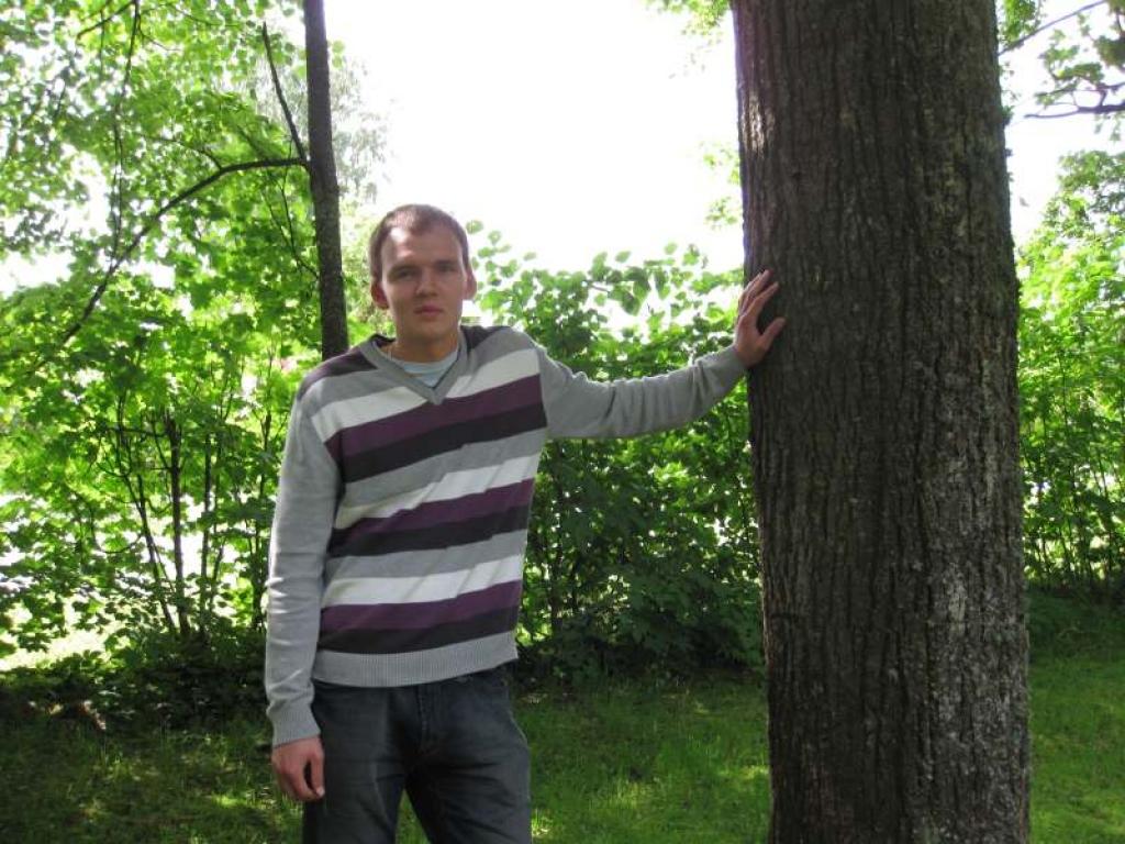 Gulbenieti Artūru Rikveili svētkos visvairāk iepriecina draugi, kuri atnāk ciemos labā noskaņojumā.
Autors: Inita Savicka