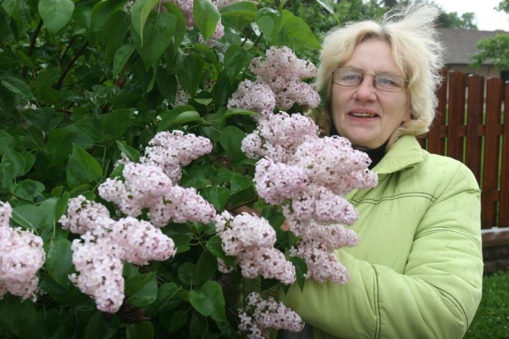 “Es esmu apmierināta ar savu vārdu. Paldies gan mammai, gan tētim, ka nosauca mani par Elfrīdu,” saka Elfrīda Graudiņa.
Autors: Gatis Bogdanovs