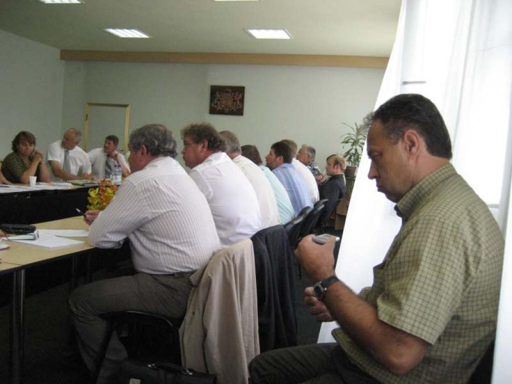 Bijušais pilsētas domes izpilddirektors Gvido Stucka pretendēja uz Gulbenes pārvaldnieka amatu, deputāti deva priekšroku otrajam kandidātam Osvaldam Lucānam.
Autors: Diāna Odumiņa