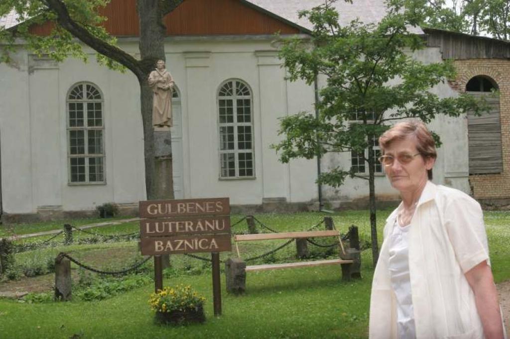 Luterāņu draudzes vecāka Līga Ievāne uzsver, ka ir aktīvi jādarbojas un kaut kas jādara, jo citādāk dzīvot nemaz nedrīkst.
Autors: Evita Brokāne