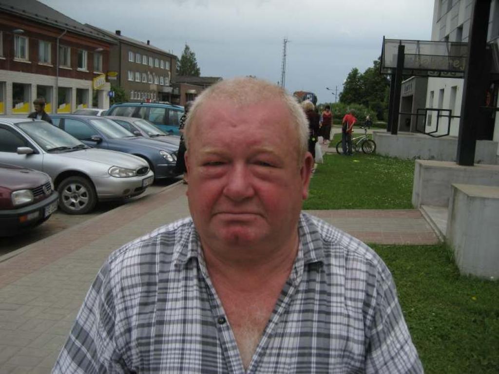 Imants Spenners zina, ka tieši viņš jūlija pirmajās dienās spēj sapulcināt kopā radus. Gaviļnieks visvairāk ir laimīgs tieši par šo kopā būšanu. 
Autors: Diāna Odumiņa