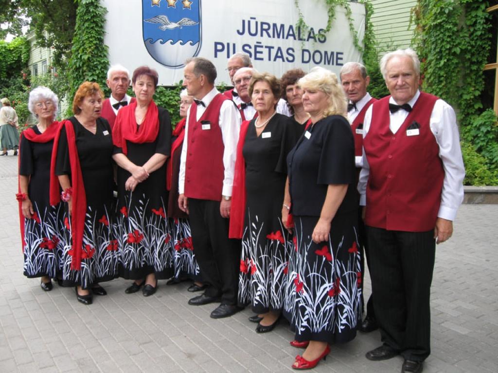 Autors: No personiskā albuma