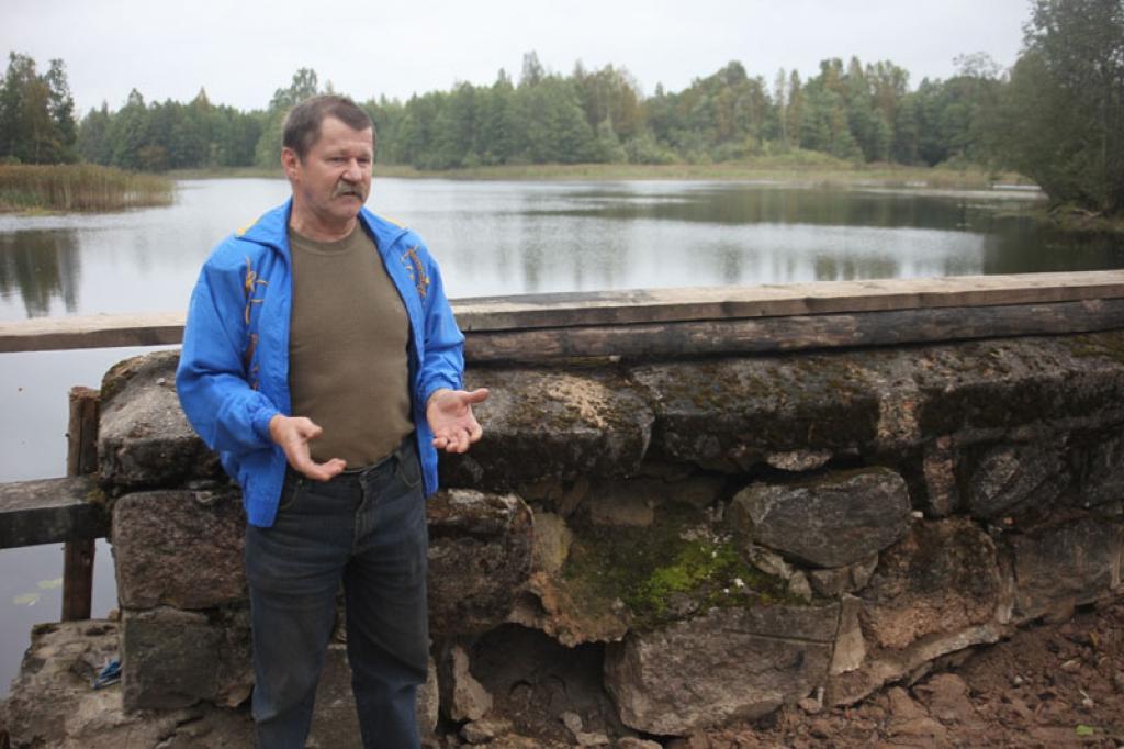 “Makšķerēt Siladzirnavu ezerā arī turpmāk varēs ikviens, taču makšķerniekiem, kas nebūs biedrības “Dambis” biedri, ir plānots ieviest nelielu samaksu,” norāda Indulis Putniņš.
Autors: Gatis Bogdanovs