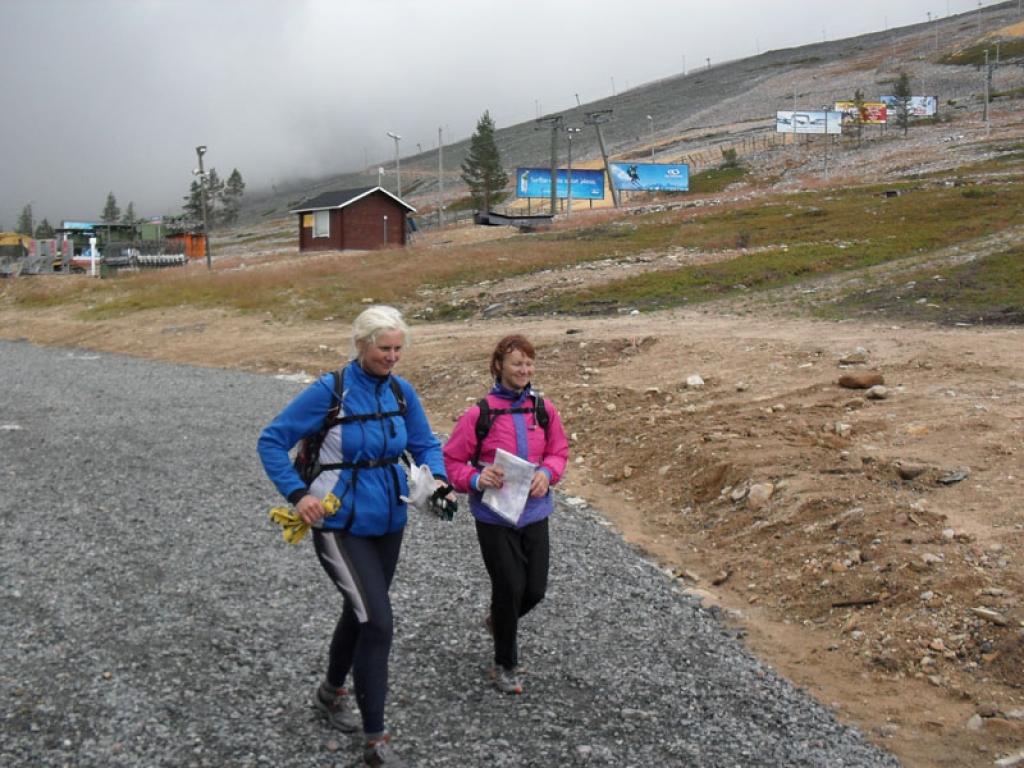 Gerda Sirmā (no kreisās) kopā ar savu pārinieci jelgavnieci Ingunu Čākuri Eiropas čempionātā rogainingā kopvērtējumā ierindojās 5.vietā.
Autors: No personiskā albuma