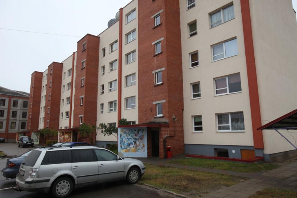 Kopš 14.aprīļa Būvniecības, enerģētikas un mājokļu valsts aģentūrā varēja sākt iesniegt projektus tā sauktajai Eiropas Savienības fondu atbalstītajai mājokļu siltināšanas programmai.
Autors: Gatis Bogdanovs