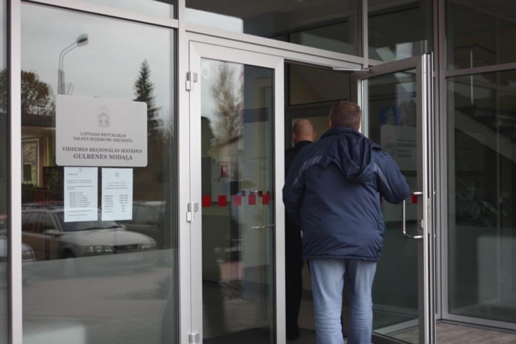 Pagaidām nav oficiālās informācijas, kā tieši reorganizācija skars Valsts ieņēmumu dienesta Gulbenes nodaļu.  
Autors: Gatis Bogdanovs