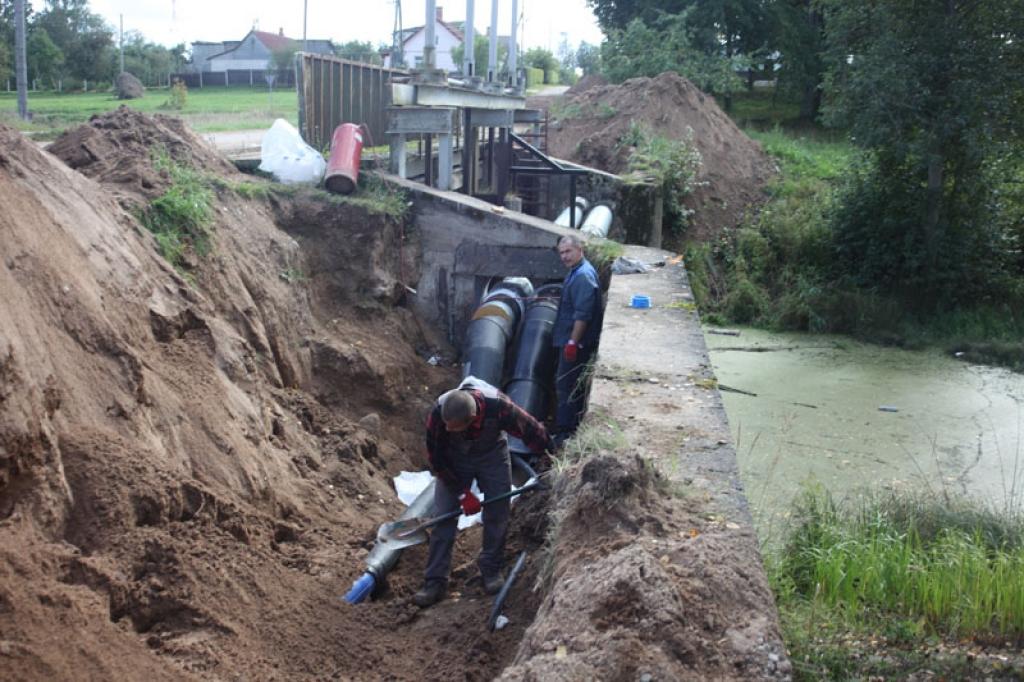  Turpinās Gulbenes pilsētas ūdenssaimniecības attīstības projekta otrā kārta. Darbu plānots beigt 2010.gadā.
Autors: Gatis Bogdanovs (no arhīva)