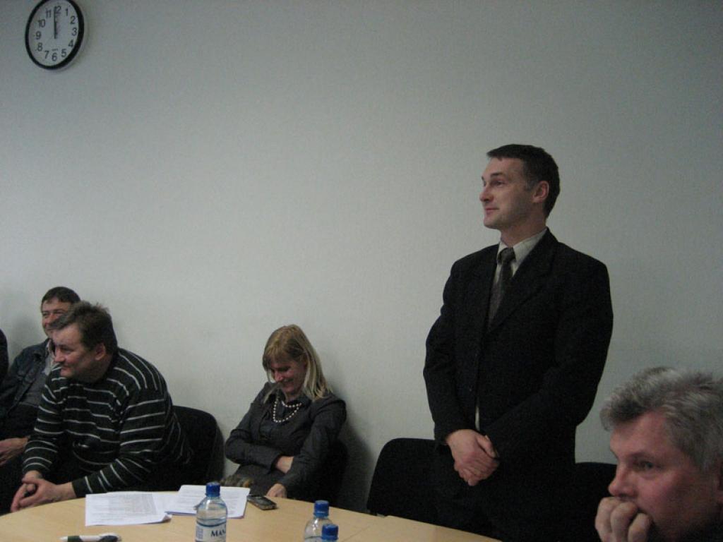 Ilggadējais Līgo pagastvecis piekritis piedāvājumam vienlaikus ar Līgo vadīt arī Daukstu pagasta pārvaldi. Šis būs pārvaldnieks “uz riteņiem”, jo viņš nespēs vienlaikus atrasties divās pārvaldēs. 
Autors: Diāna Odumiņa