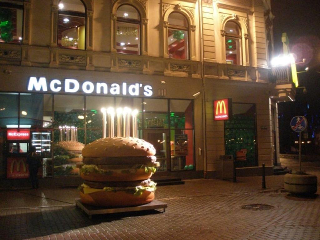 Burgerkūka ar svecēm.
Autors: No personiskā albuma